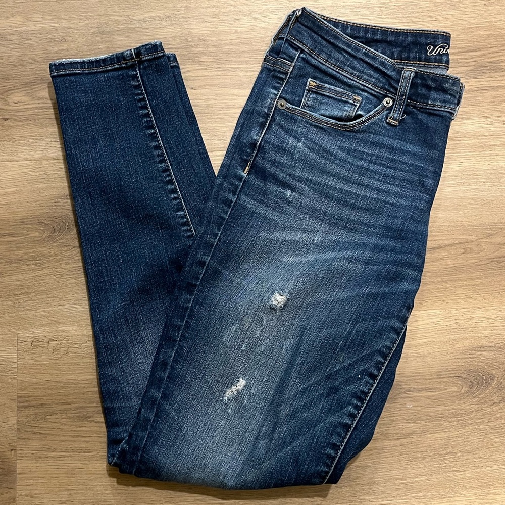 Universal Thread Dark Blue Skinny Jeans